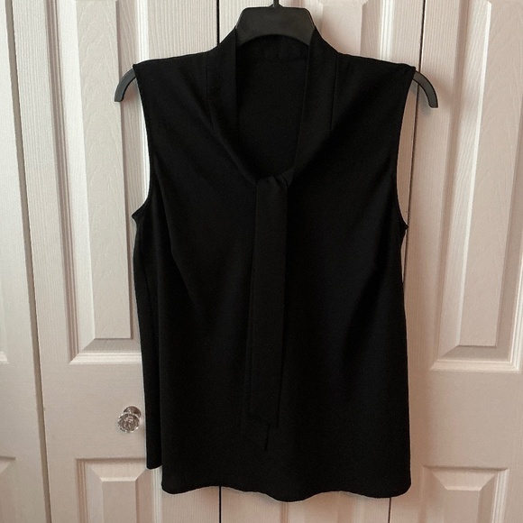 Kasper Women’s Sleeveless Tie Neck Blouse - Picture 1 of 5